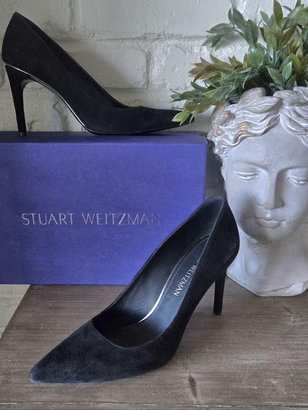 Stuart Weitzman Black Suede Pointed Toe Heels, 3.5", Box AND Dust Bag